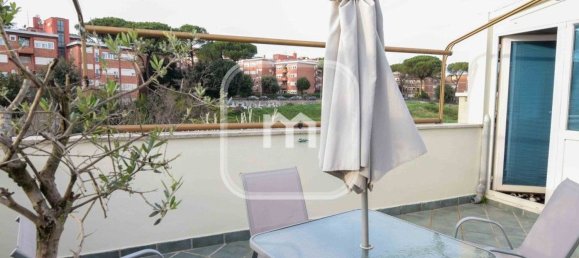 3 rooms Penthouse in Rome, Italy No. 61506 3