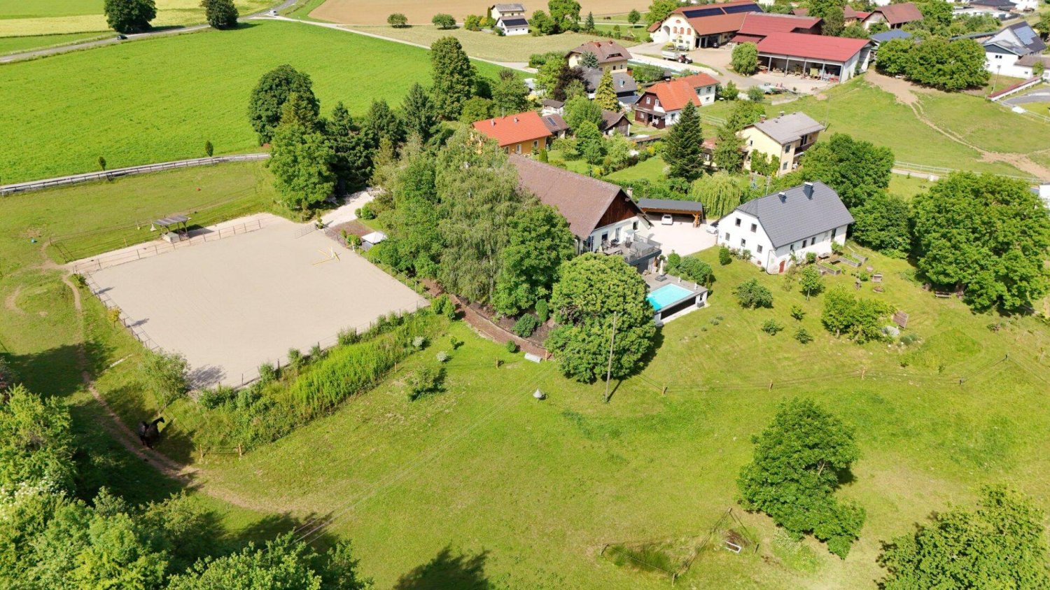 11 rooms Commercial property in Grafenstein, Austria No. 221069