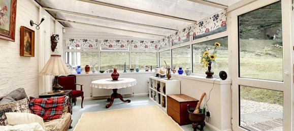 4 bedrooms Bungalow in Tatsfield, United Kingdom No. 4728 6