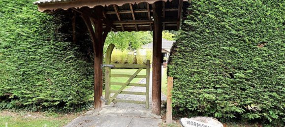 4 bedrooms Bungalow in Tatsfield, United Kingdom No. 4728 17