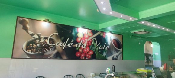 130m² Commercial property in Santarem, Portugal No. 222758 3