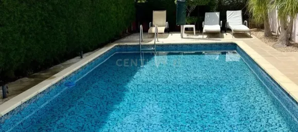 Villa de 3 dormitorios en Agios Tychonas, Cyprus No. 3813 2