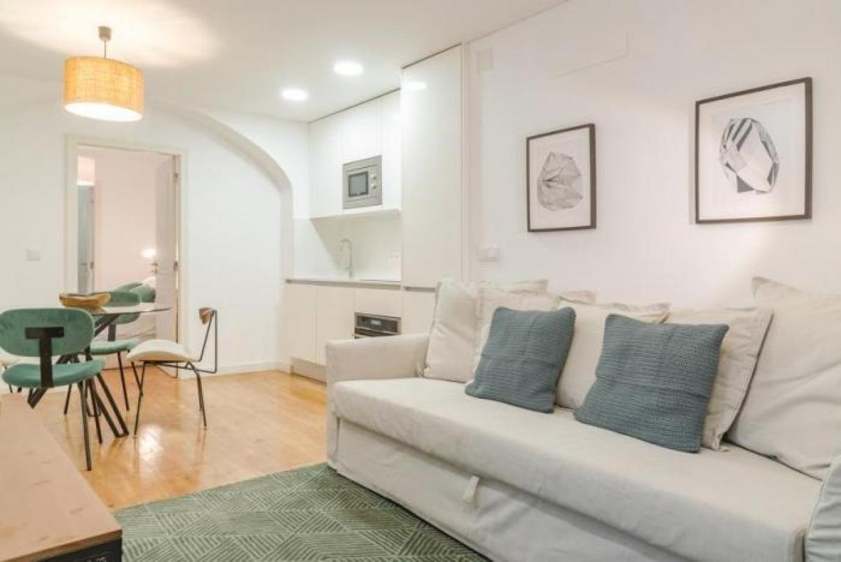 Studio in Lisbon, Portugal No. 5497