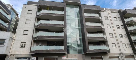 Квартира с 3 комнатами в Ренде, Италия № 233191 2