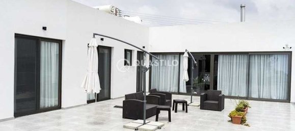 4 Schlafzimmer Villa in Souni–Zanatzia, Cyprus, Nr. 81264 10