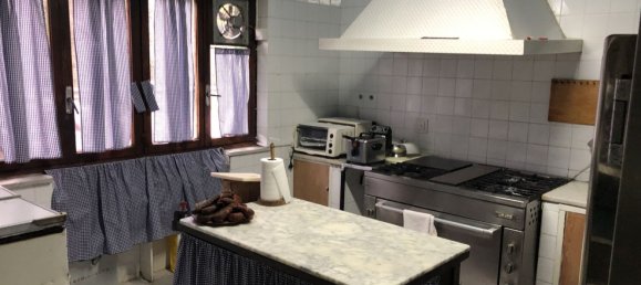 3 Schlafzimmer Haus in Oviedo, Spain, Nr. 28836 2