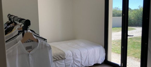 4 Schlafzimmer Haus in Les Essarts-le-Roi, France, Nr. 331630 10