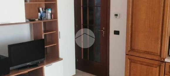 Apartamento de 3 divisões em Mantua, Italy N.º 247511 2