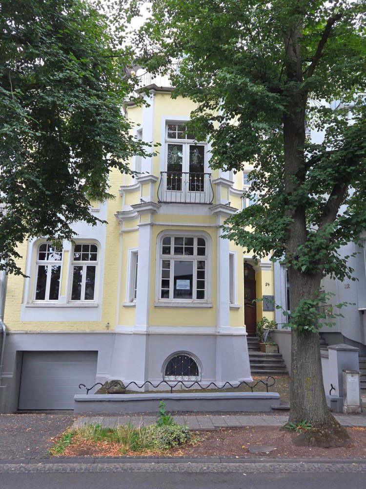 27 rooms Building in Aachen, Germany No. 228755