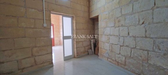  مكتب في Attard, Malta 26متر مربع رقم 12710 4