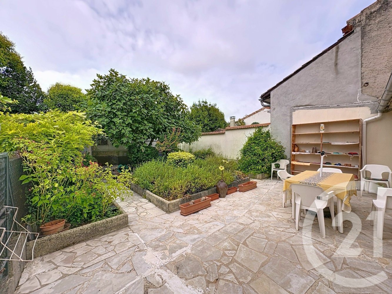 3 chambres Maison à Lectoure, France No. 333564