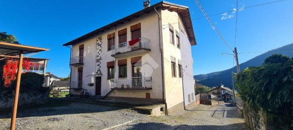 20 rooms Building in Valchiusa, Italy No. 24356 2