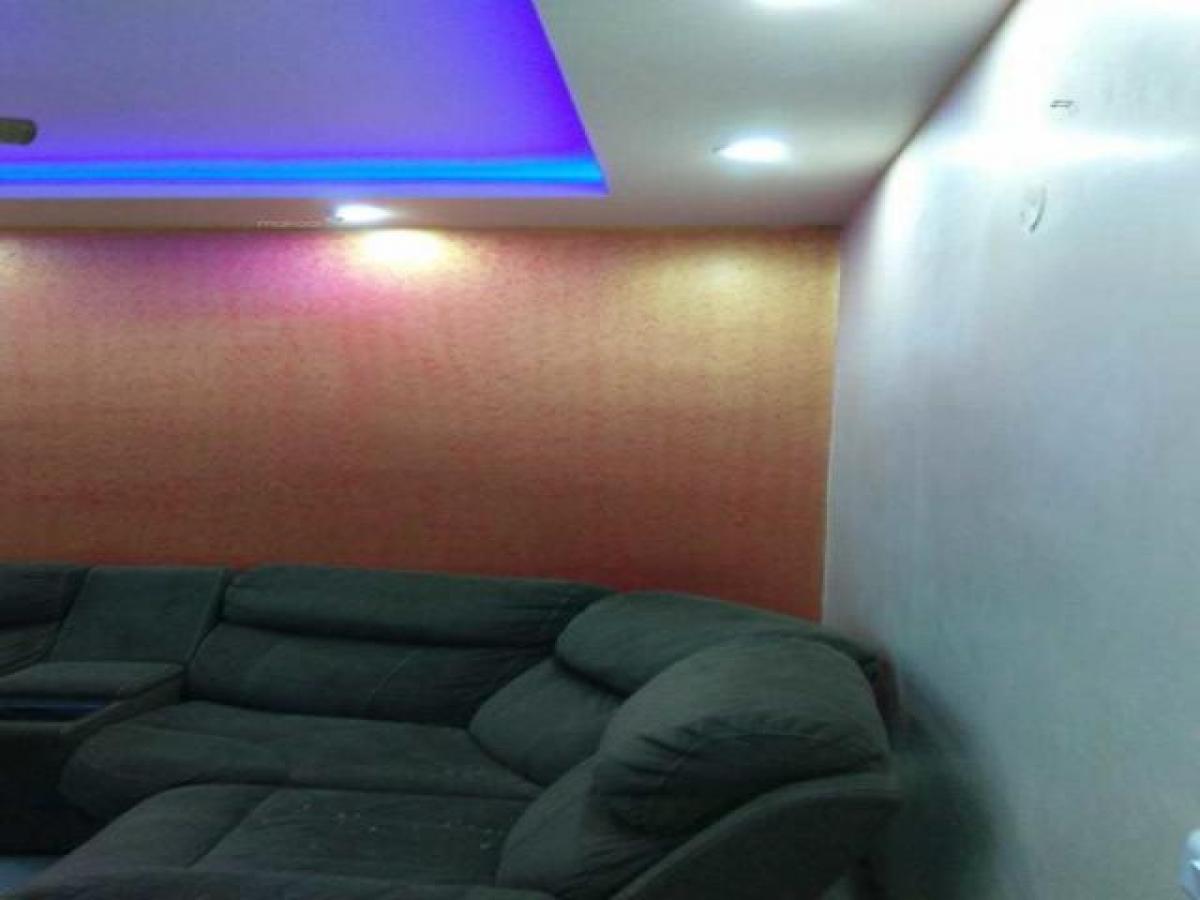 3 bedrooms House in Noida, India No. 17896