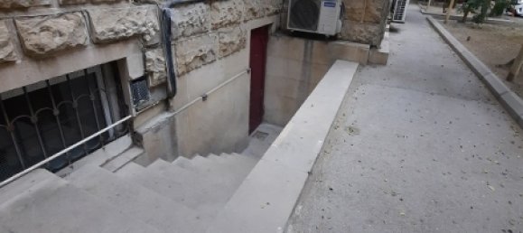 5 rooms Commercial property in Baku, Azerbaijan No. 76 2