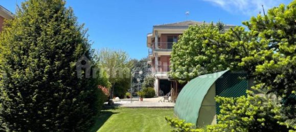 6 bedrooms House in Chieri, Italy No. 274813 9