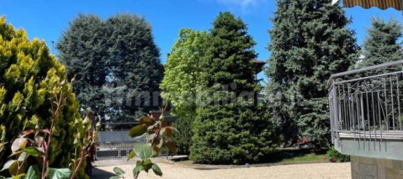 6 bedrooms House in Chieri, Italy No. 274813 5