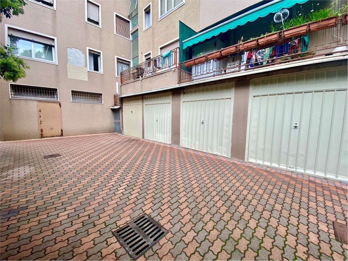 Garage in Venice, Italy 11m², Nr. 221774