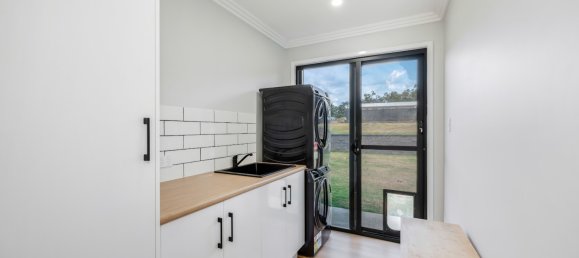 4 chambres Maison à North Isis, Australia No. 153 25