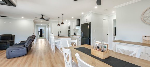 4 chambres Maison à North Isis, Australia No. 153 14