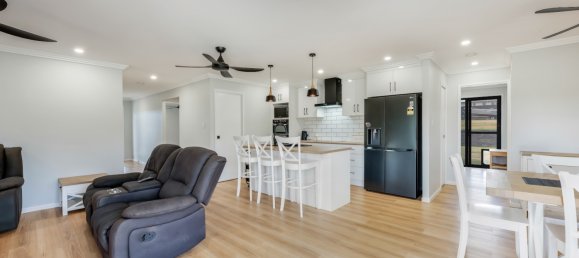 4 chambres Maison à North Isis, Australia No. 153 15