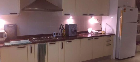 2 bedrooms Condo in Pattaya, Thailand No. 219 8