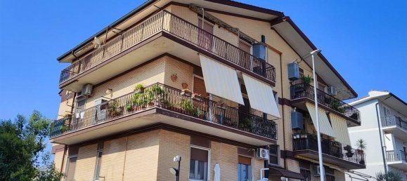 3-Zimmer Wohnung in Rome, Italy, Nr. 18859 4