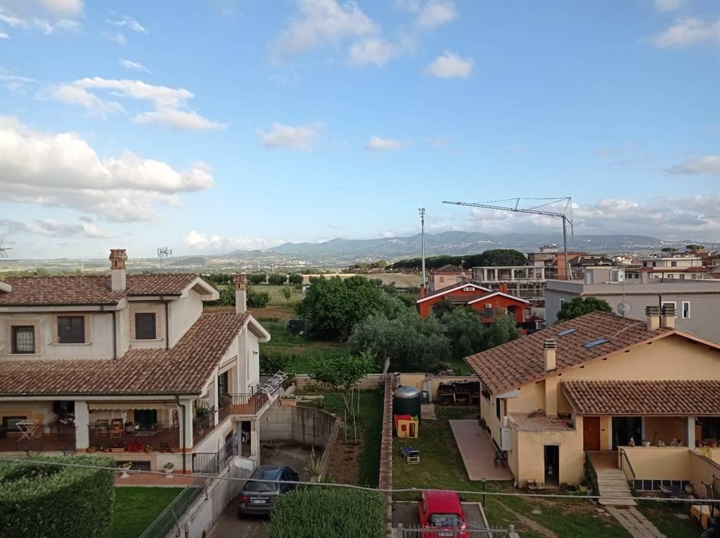 3-Zimmer Wohnung in Rome, Italy, Nr. 18859