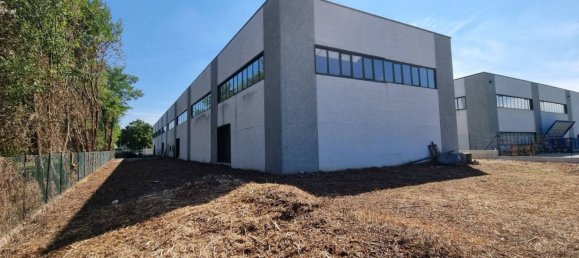 Almacén de 3 habitaciónes en Olgiate Comasco, Italy No. 162254 38