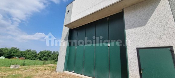 Almacén de 3 habitaciónes en Olgiate Comasco, Italy No. 162254 9