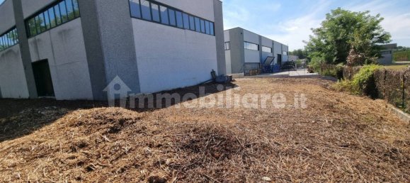 Almacén de 3 habitaciónes en Olgiate Comasco, Italy No. 162254 4