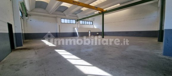 Almacén de 3 habitaciónes en Olgiate Comasco, Italy No. 162254 31