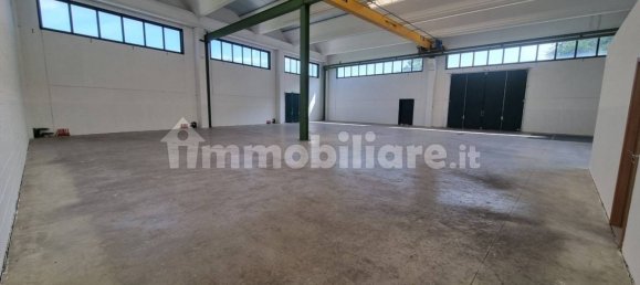 Almacén de 3 habitaciónes en Olgiate Comasco, Italy No. 162254 11