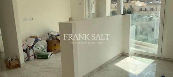 4 bedrooms Penthouse in Saint Julian's, Malta No. 224 5