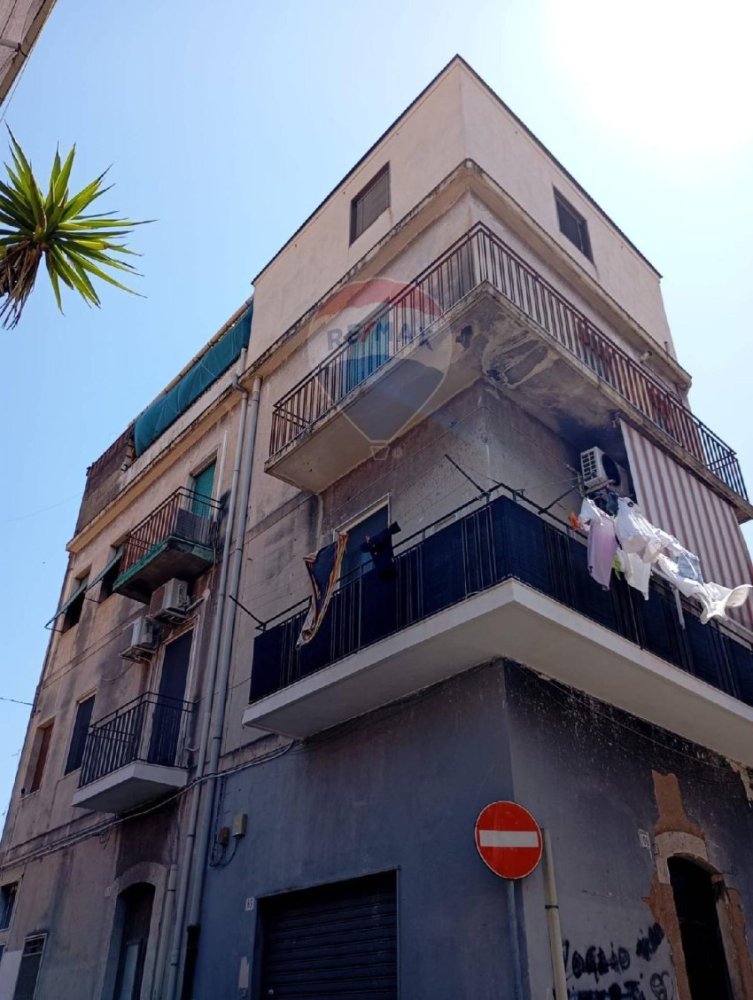 5 غرف نوم شقة في Catania, Italy رقم 320356