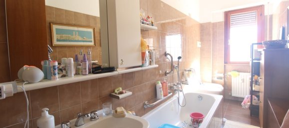 3 غرف نوم شقة في Rome, Italy رقم 359812 18