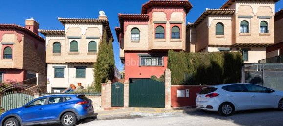 4 bedrooms House in Jun, Spain No. 94772 2