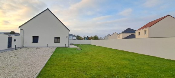 Casa de 4 dormitorios en Sainville, France No. 73060 2