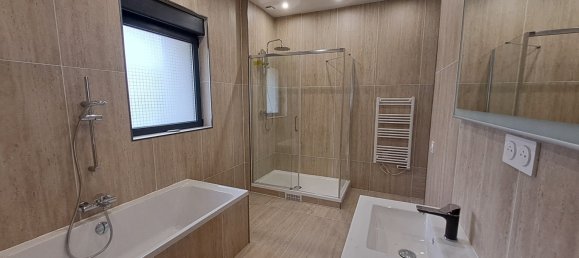 Casa de 4 dormitorios en Sainville, France No. 73060 8