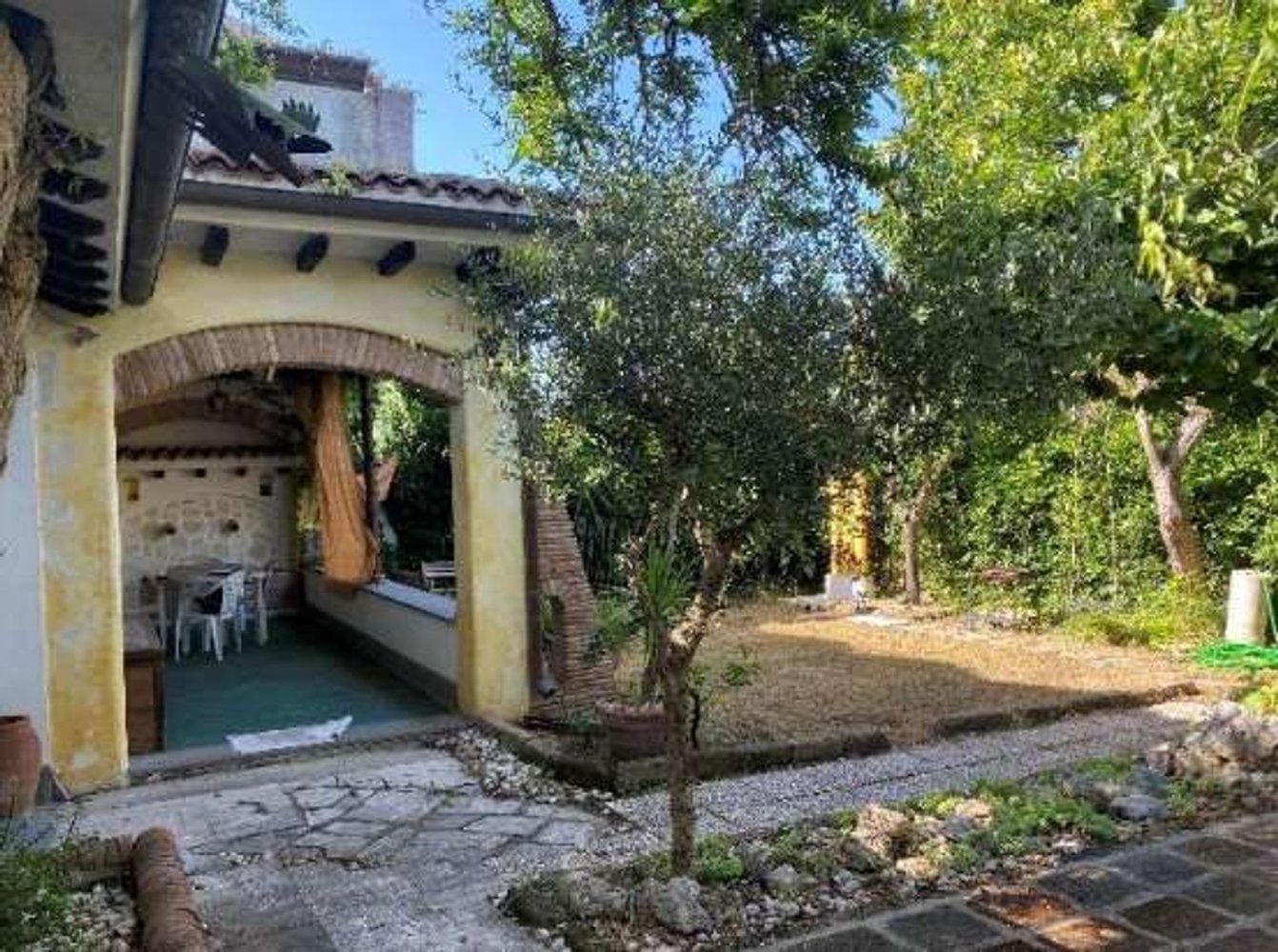 5 rooms House in Ardea, Italy No. 4511