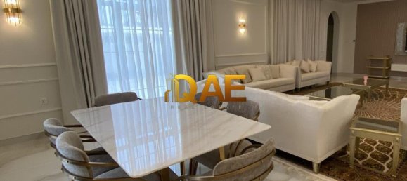 5 bedrooms Villa in Dubai, UAE No. 93593 12