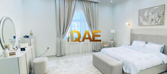 5 bedrooms Villa in Dubai, UAE No. 93593 5
