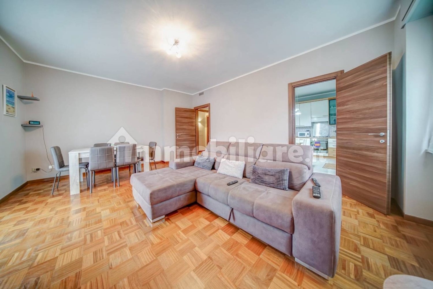 Apartamento de 2 dormitorios en Borgomanero, Italy No. 399962