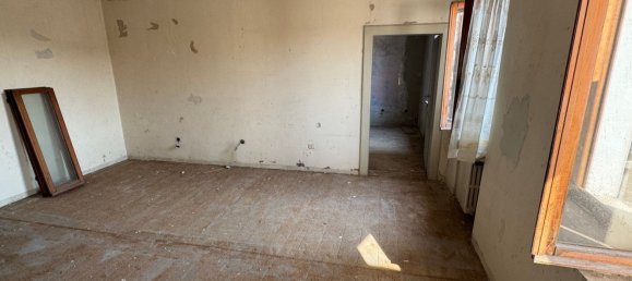 4 rooms House in Bussolengo, Italy No. 60154 19