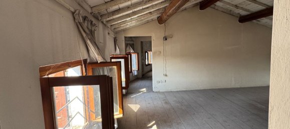 4 rooms House in Bussolengo, Italy No. 60154 38
