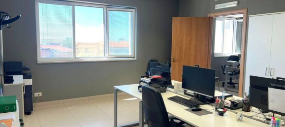 70m² Office in Tremestieri Etneo, Italy No. 176713 9