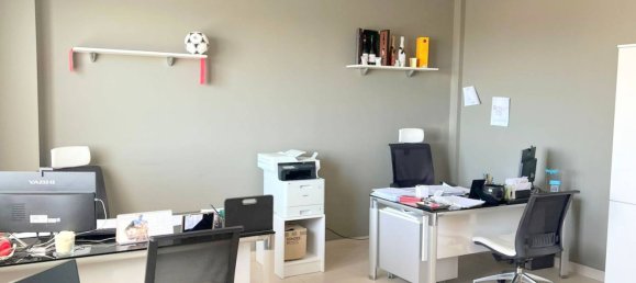 70m² Office in Tremestieri Etneo, Italy No. 176713 13