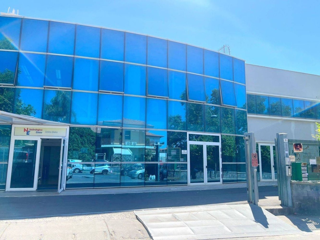 70m² Office in Tremestieri Etneo, Italy No. 176713