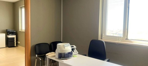 70m² Office in Tremestieri Etneo, Italy No. 176713 19