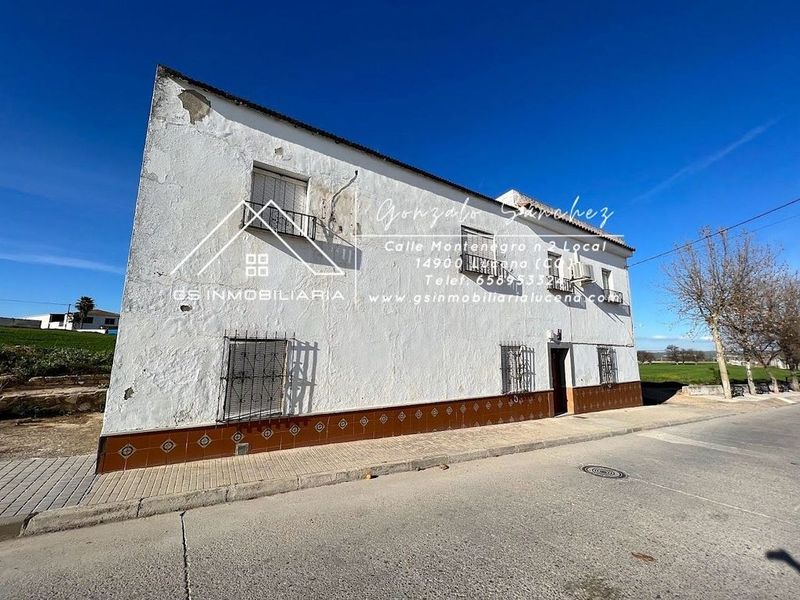 4 bedrooms House in Cordoba, Spain No. 225305