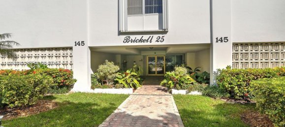 2 chambres propriété commerciale à vendre à Miami, Miami-Dade, Florida, USA № 615757 2